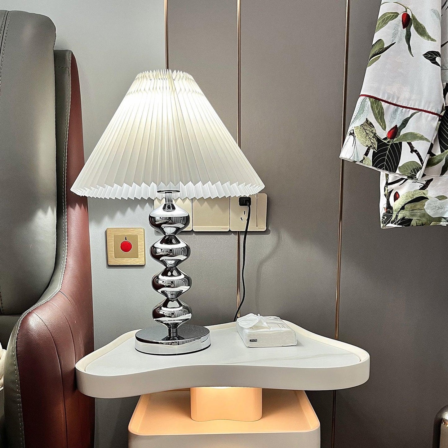 Pleated Table Lamp with Adjustable Brightness