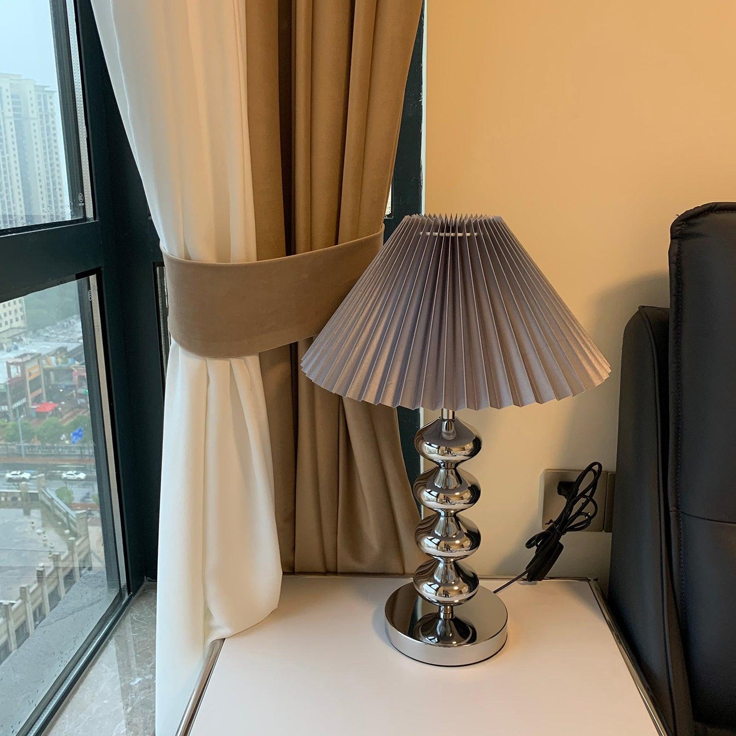Pleated Table Lamp with Adjustable Brightness