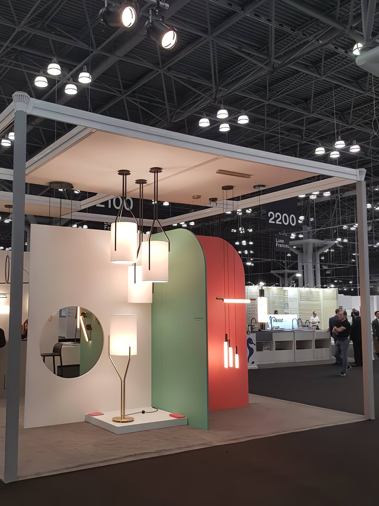 Arborescence Chandelier with Adjustable Brightness
