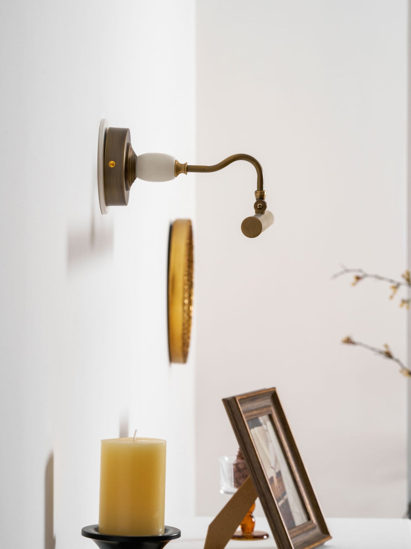 Linear Wall Light, Sleek Modern Design