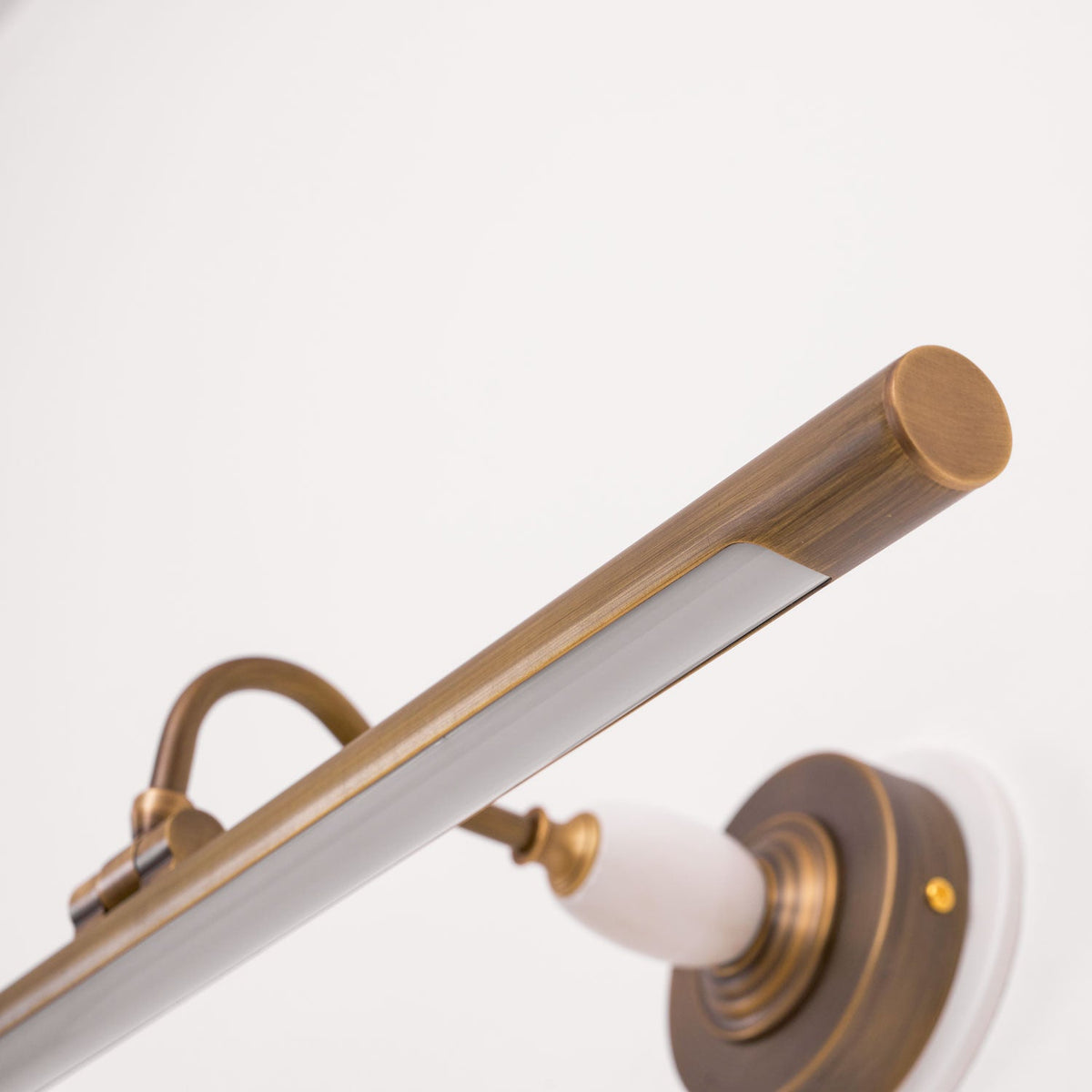 Linear Wall Light, Sleek Modern Design