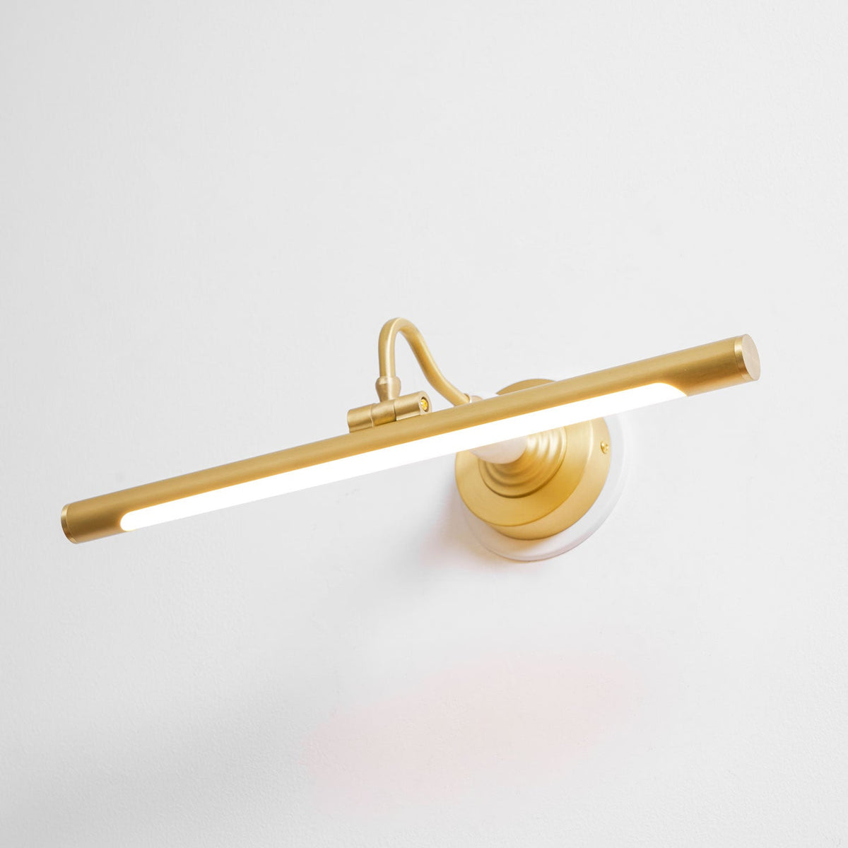 Linear Wall Light, Sleek Modern Design