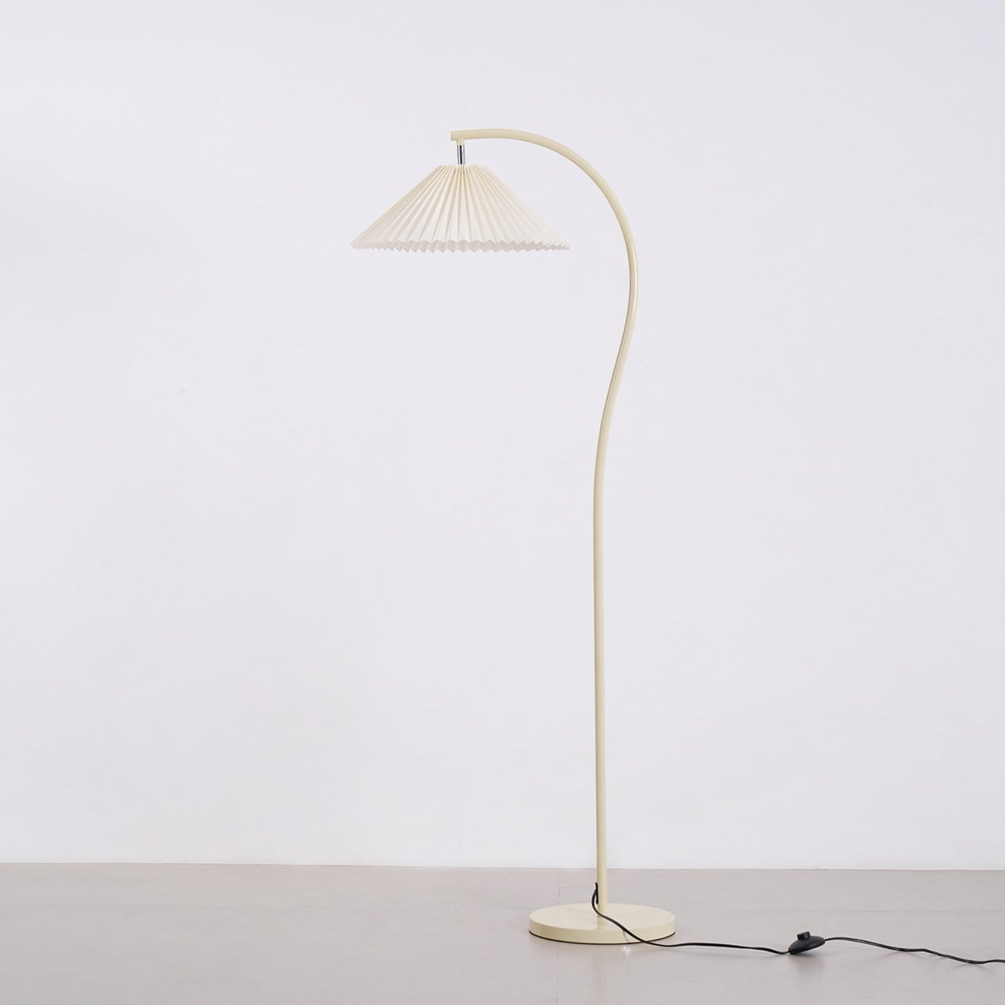 Pleated Floor Lamp with Adjustable Brightness