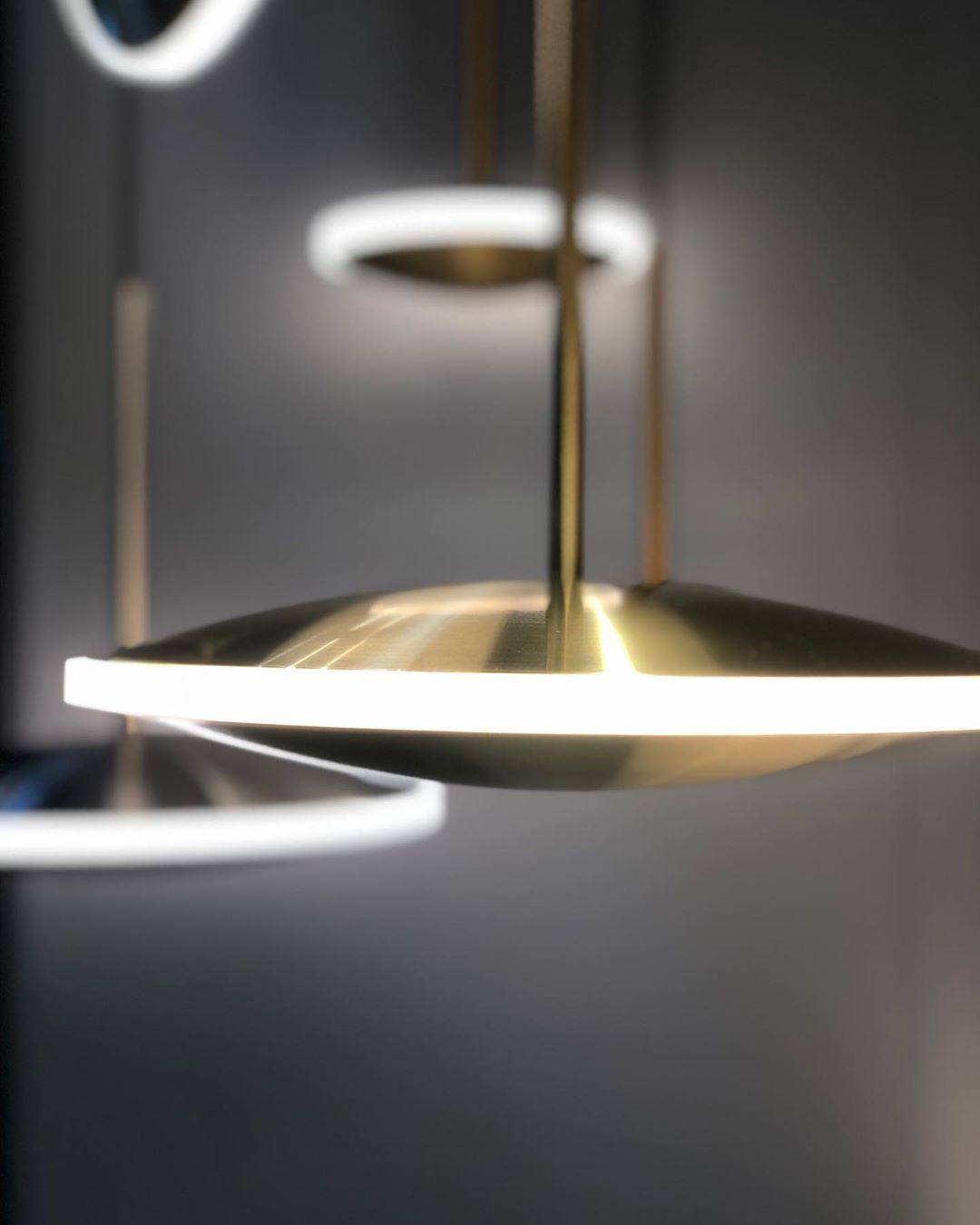 Chrona Dish Pendant Light Position 24