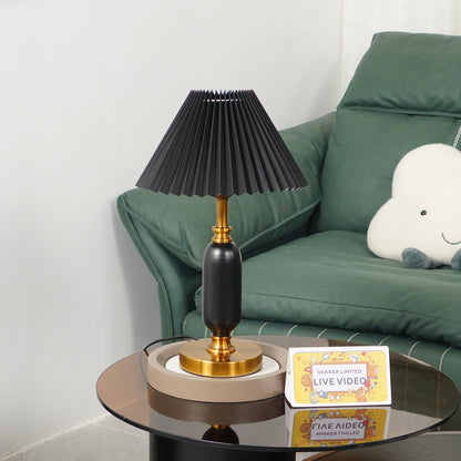 Classic Antique Table Lamp with Adjustable Brightness
