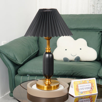 Classic Antique Table Lamp with Adjustable Brightness