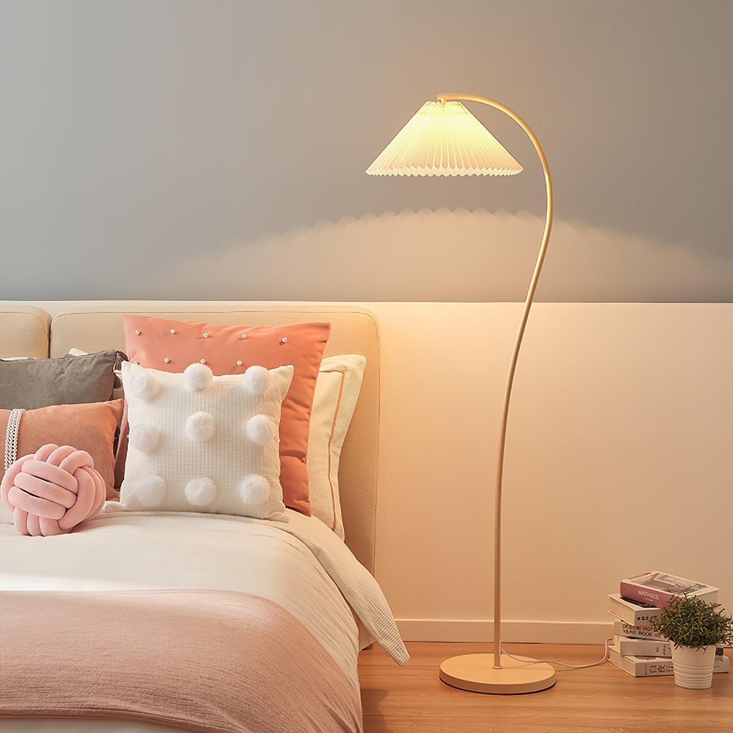 Pleated Floor Lamp with Adjustable Brightness