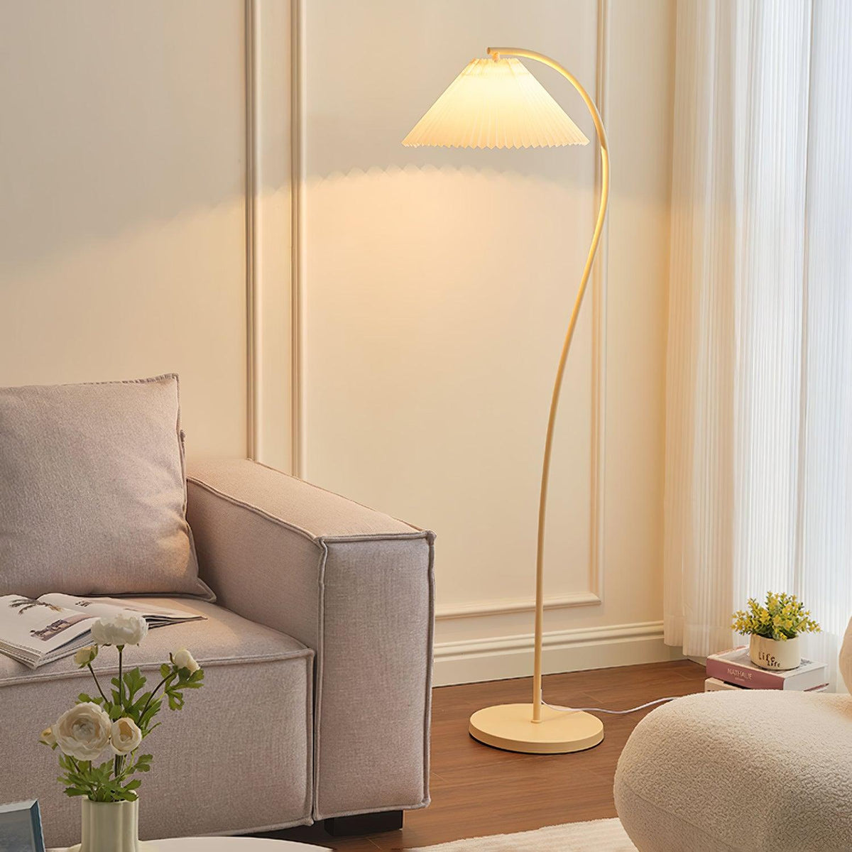 Pleated Floor Lamp with Adjustable Brightness