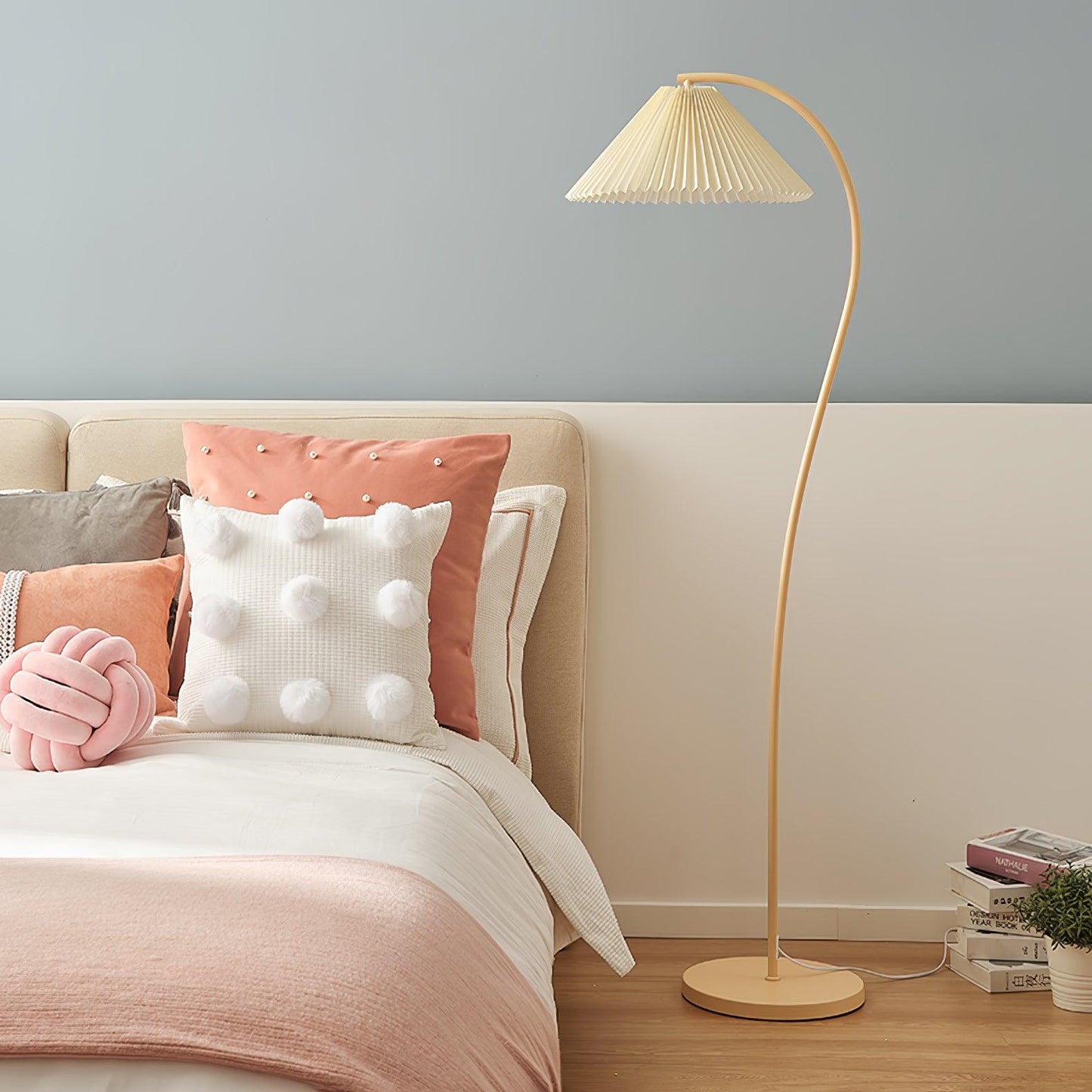 Pleated Floor Lamp with Adjustable Brightness