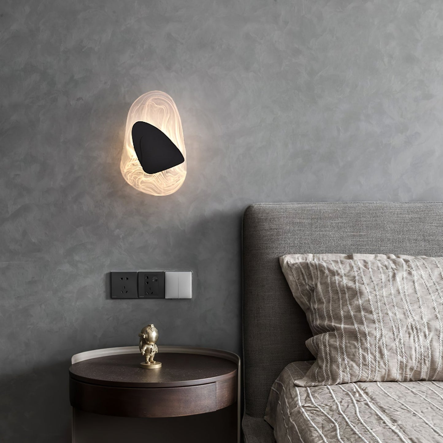 Modern Wall Lamp with Adjustable Brightness