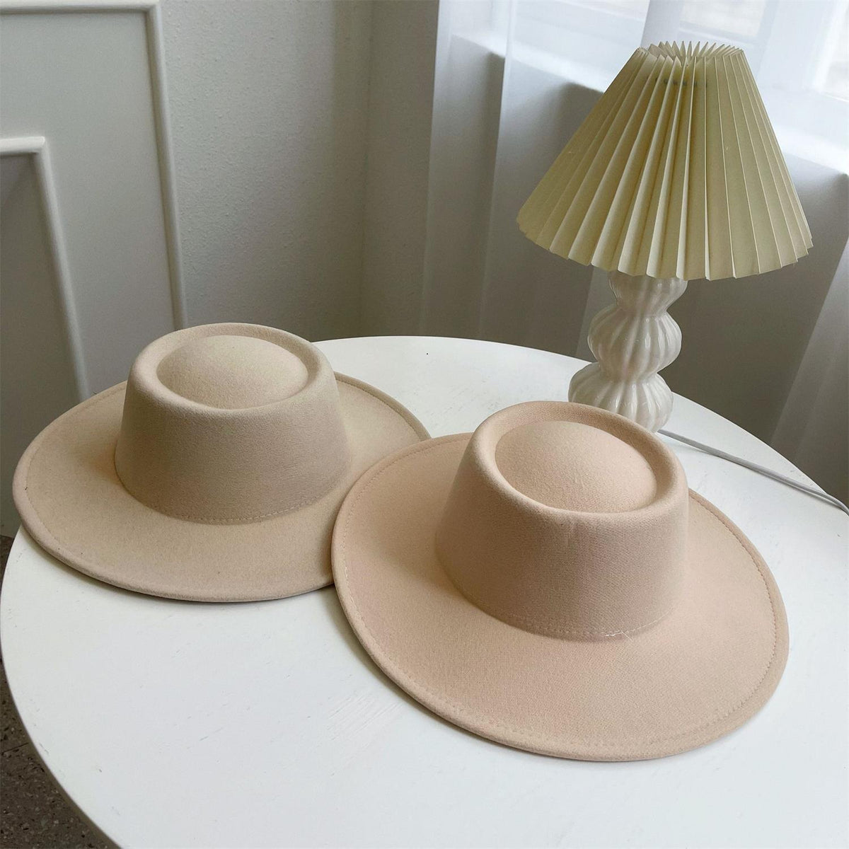 Table Lamp with Adjustable Brightness