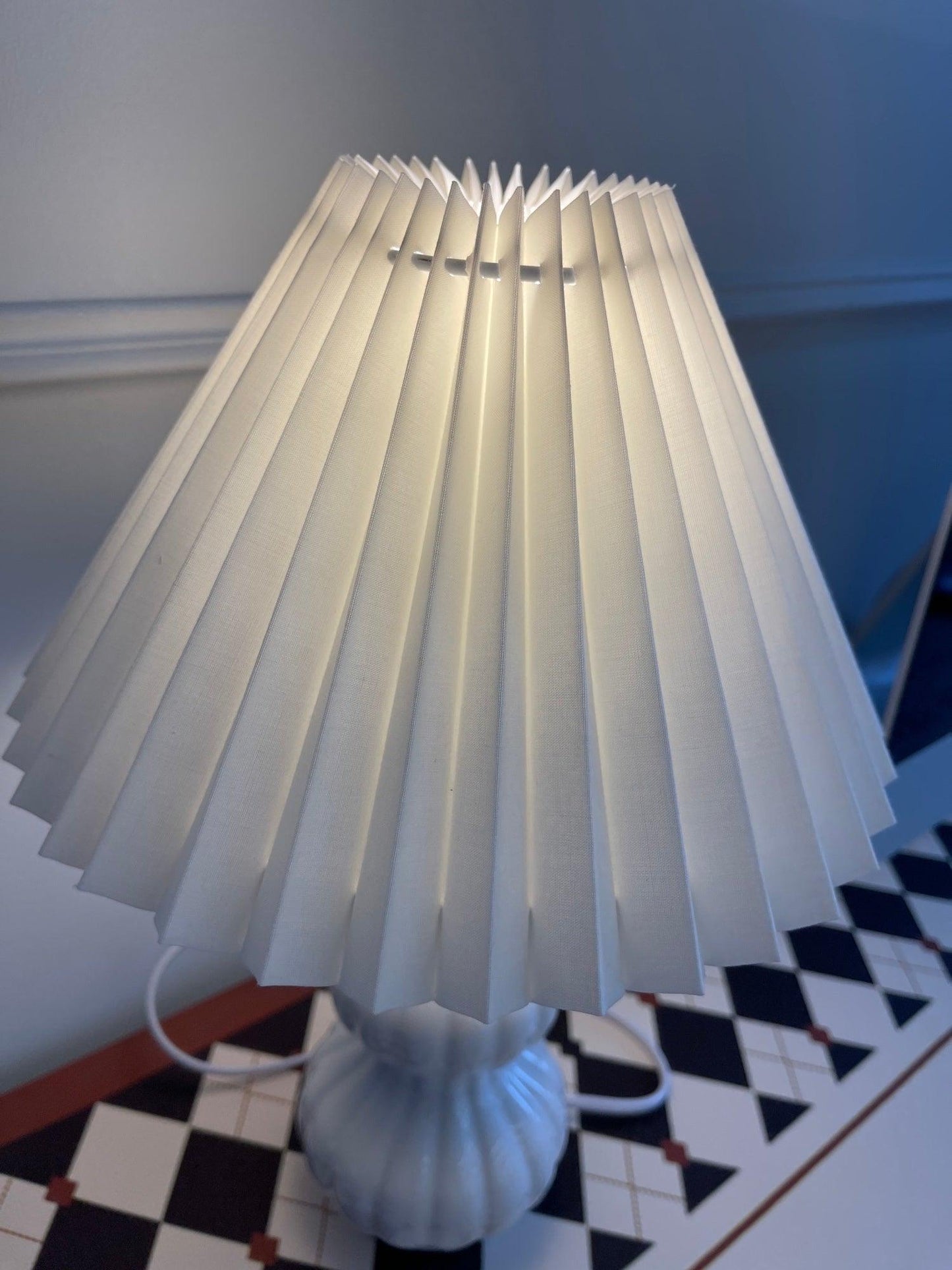 Table Lamp with Adjustable Brightness