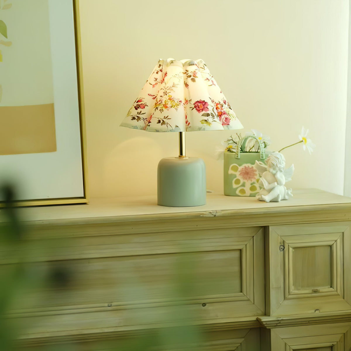 Table Lamp with Adjustable Brightness and USB Port