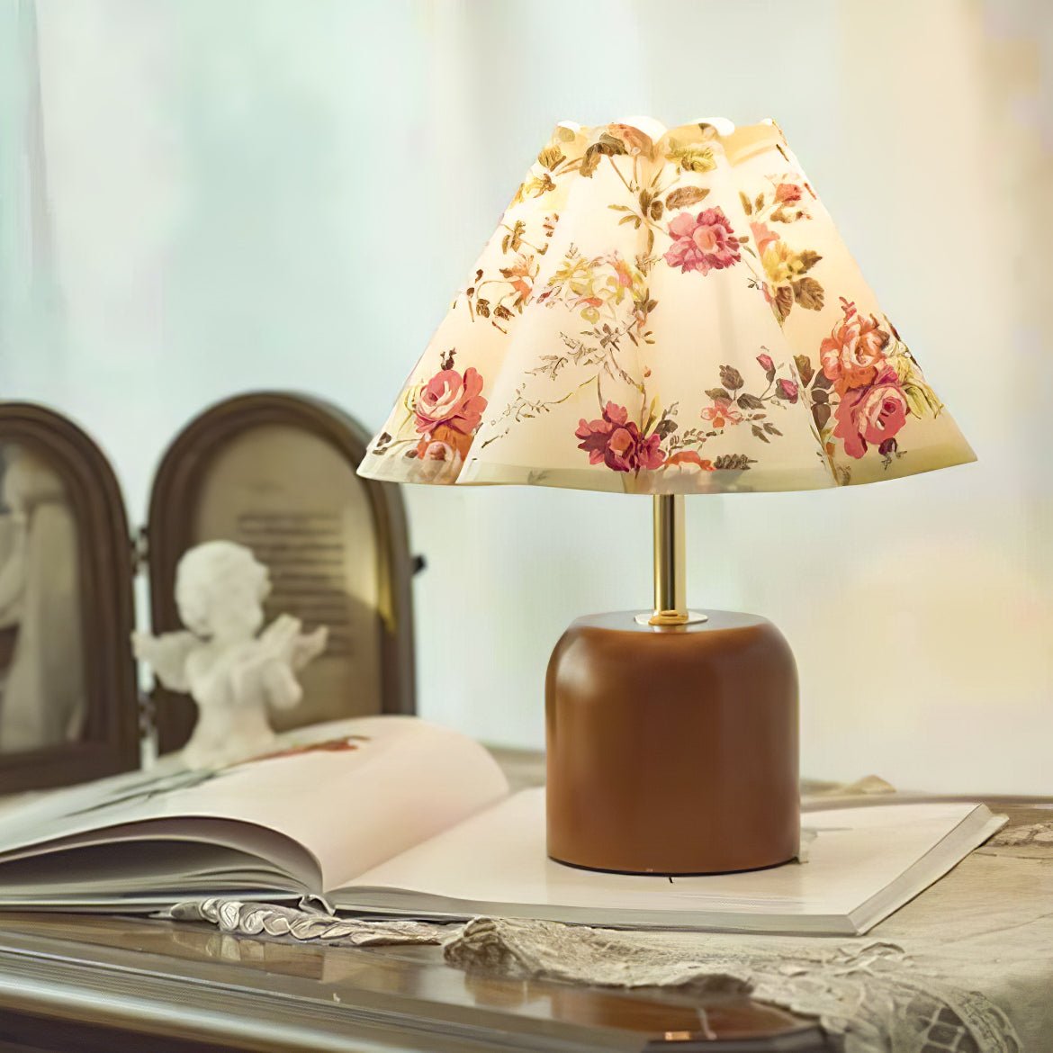 Table Lamp with Adjustable Brightness and USB Port