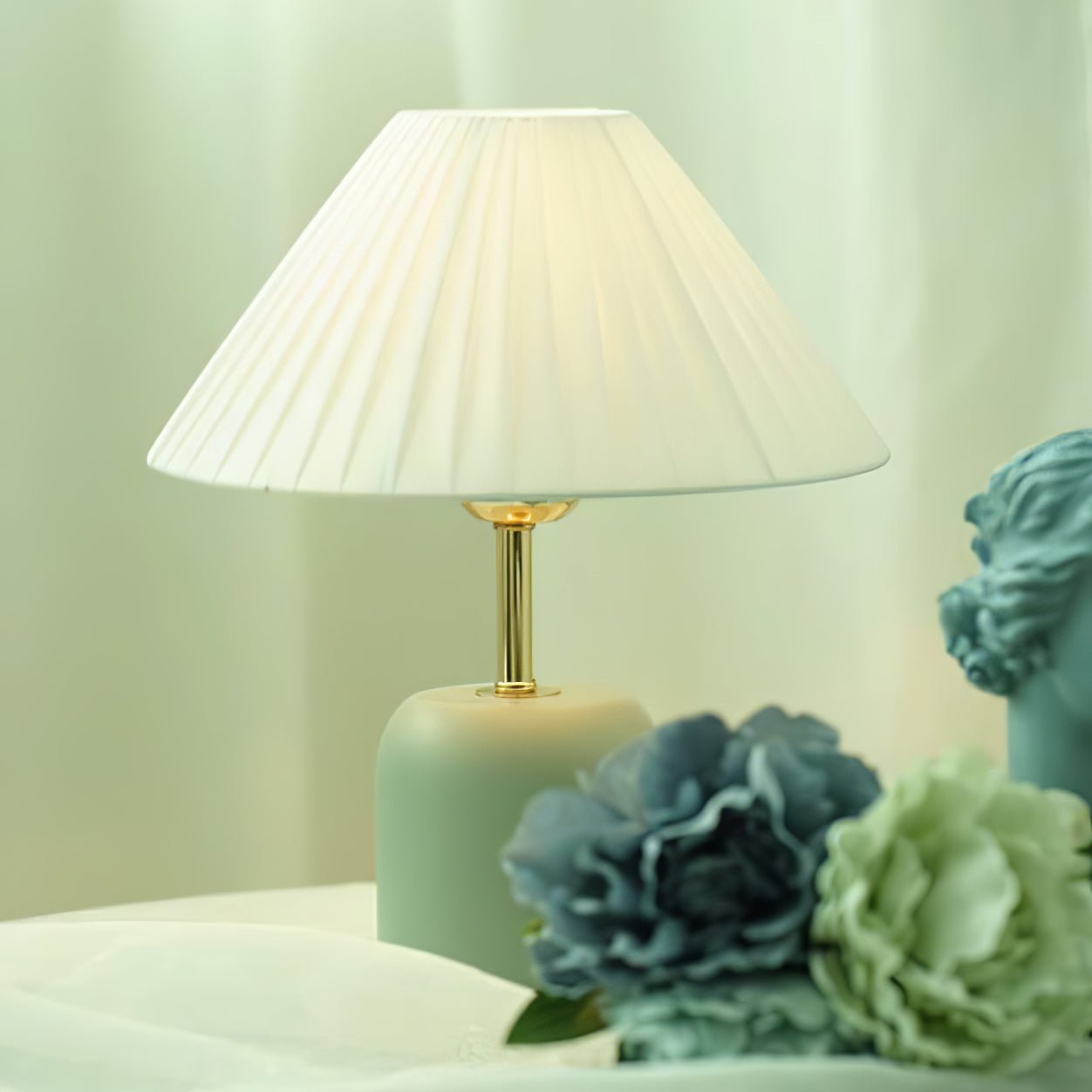Table Lamp with Adjustable Brightness and USB Port — detail view