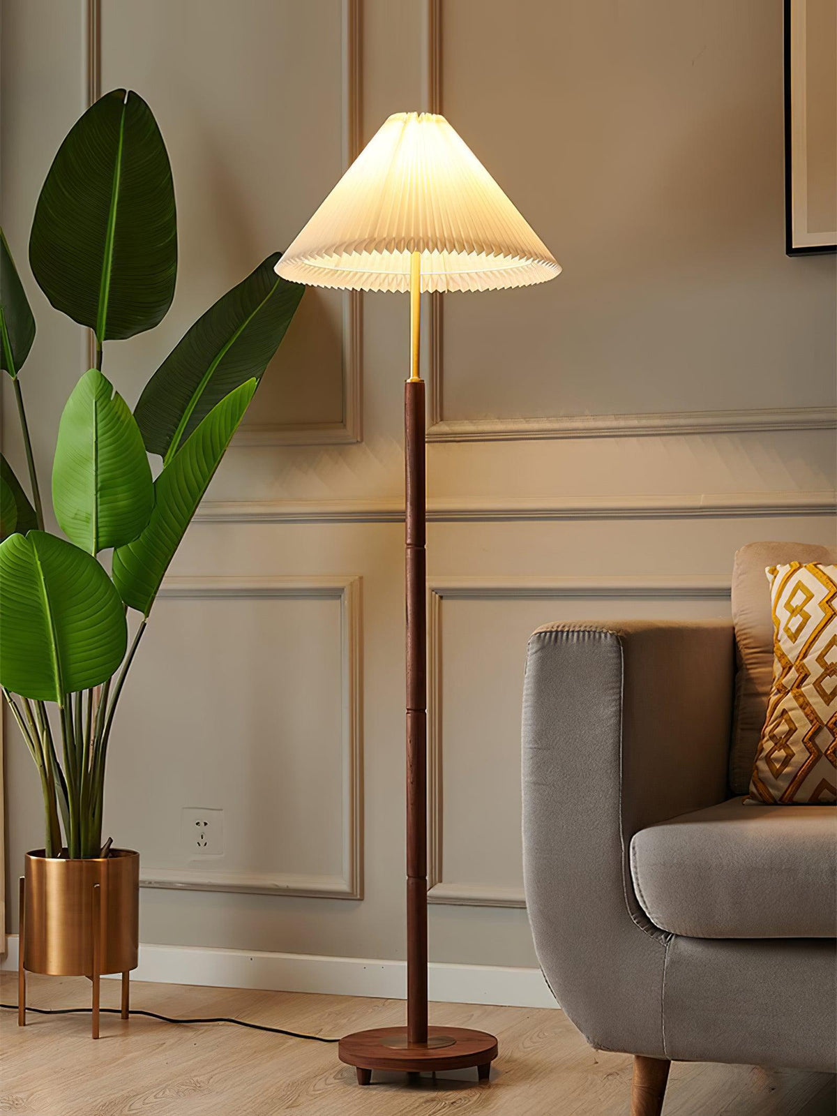 Pleated Floor Lamp with Adjustable Brightness