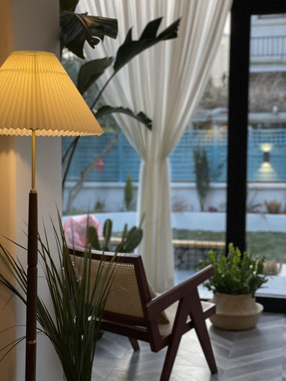 Pleated Floor Lamp with Adjustable Brightness