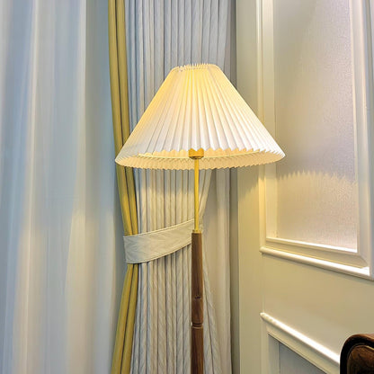 Pleated Floor Lamp with Adjustable Brightness