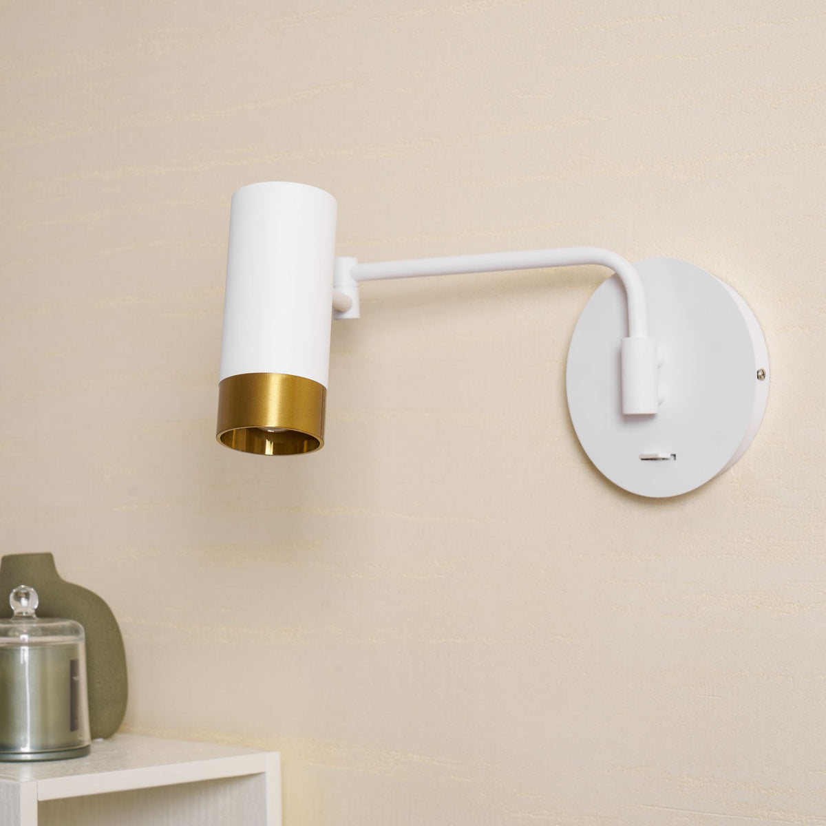 Ridge Arm Wall Lamp with Adjustable Angle