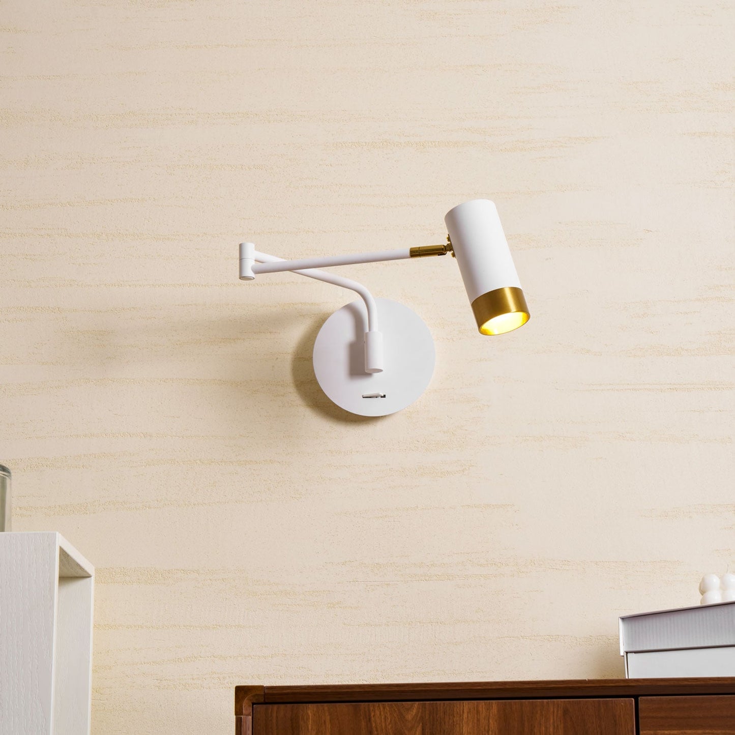Ridge Arm Wall Lamp with Adjustable Angle
