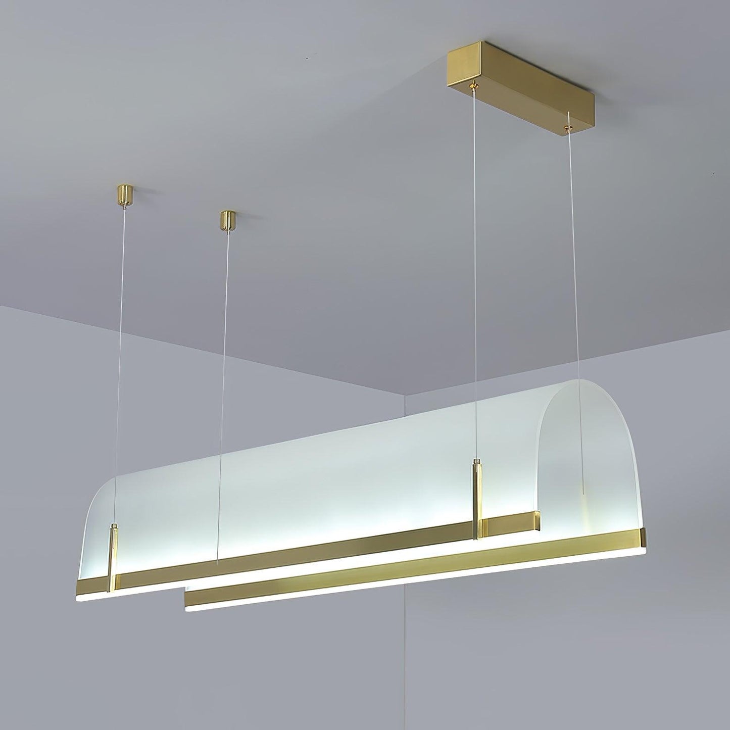 Round Arched Chandelier with Metal Frame