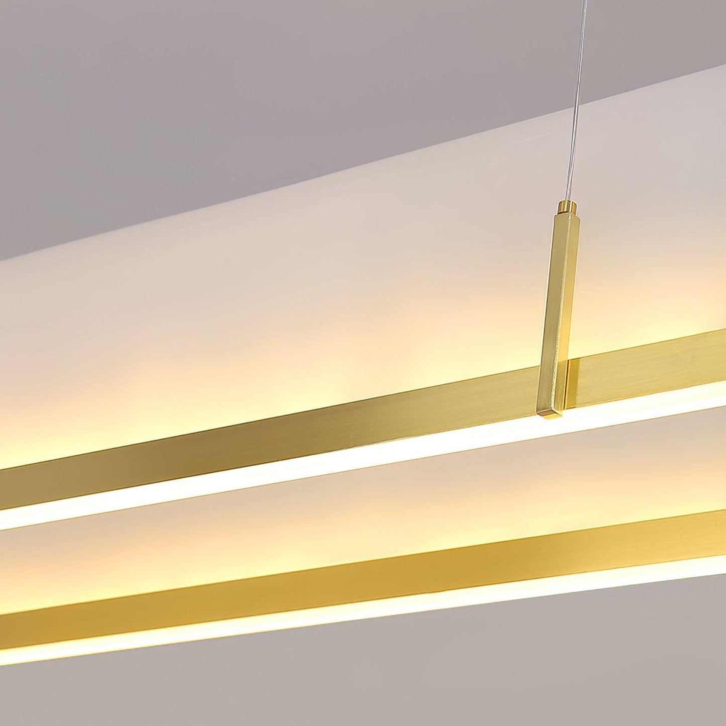 Round Arched Chandelier with Metal Frame