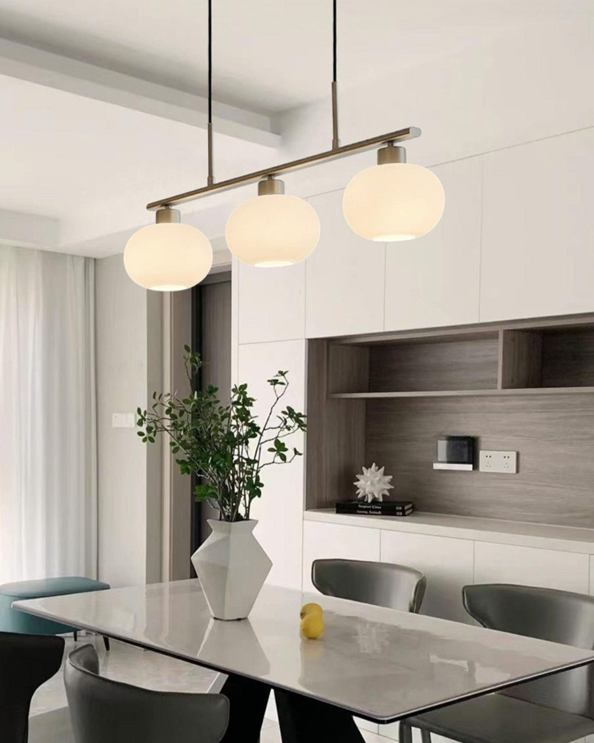 Sculptural Pendant Light Position 34