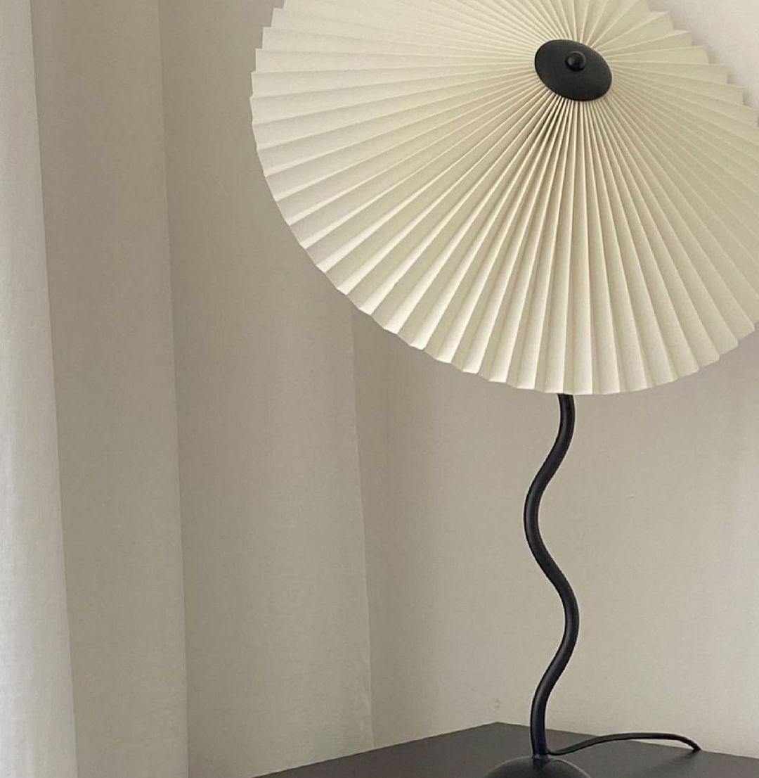 Squiggle Table Lamp with USB Charging
