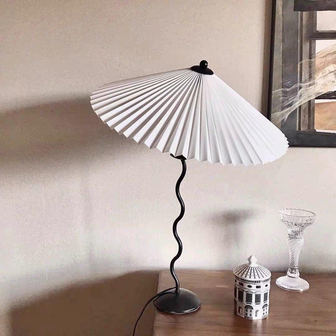 Squiggle Table Lamp with USB Charging