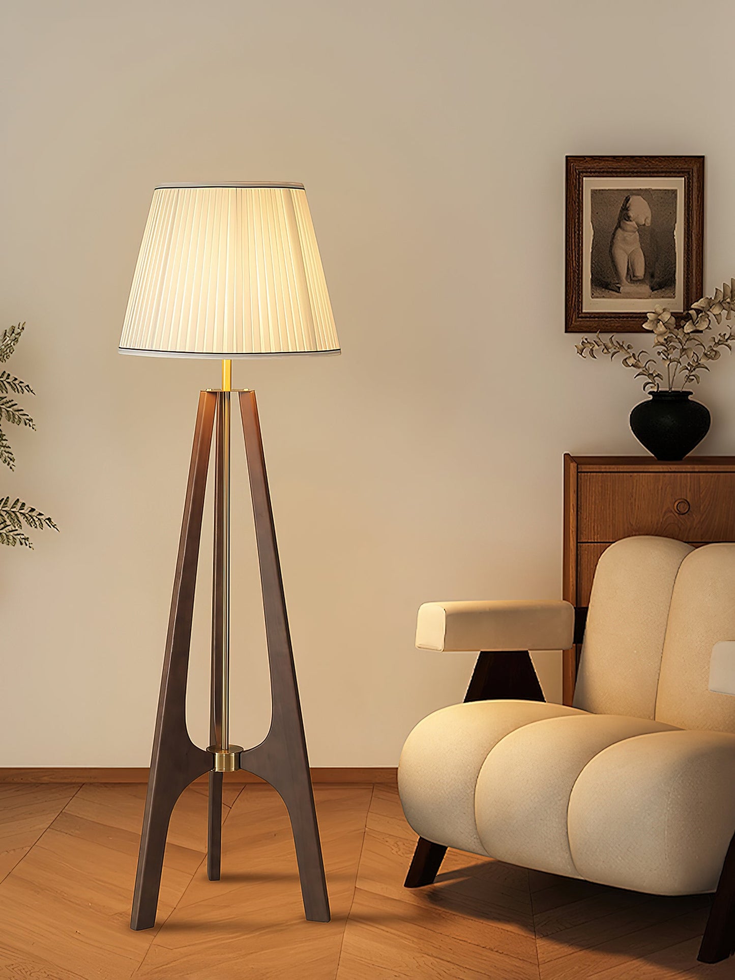 Tripod Floor Lamp, Soft Warm Light
