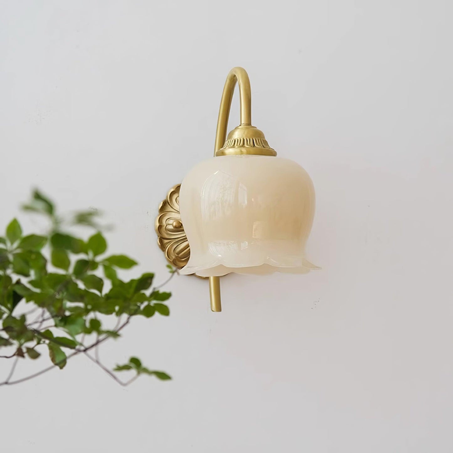 Flower Wall Lamp with Adjustable Brightness
