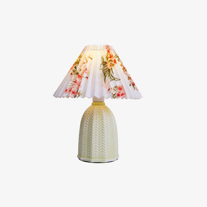 Vintage Pleated Table Lamp with Soft Lighting