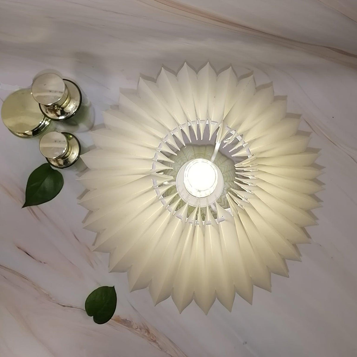 Vintage Pleated Table Lamp with Soft Lighting