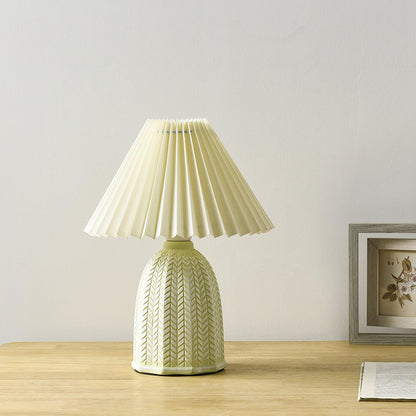 Vintage Pleated Table Lamp with Soft Lighting