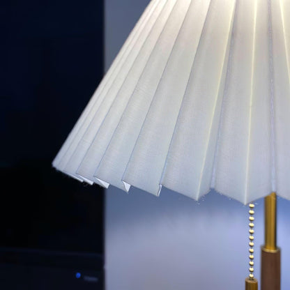 Vintage Wooden Table Lamp, Wireless Charging