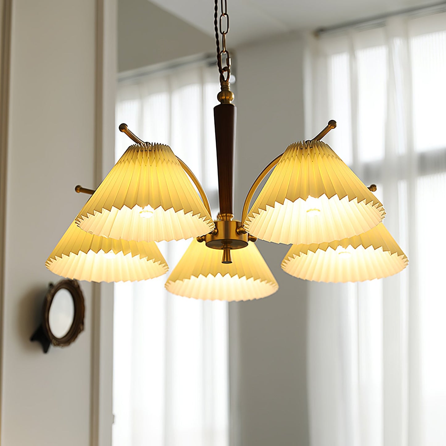 Wrinkled Chandelier with Adjustable Height